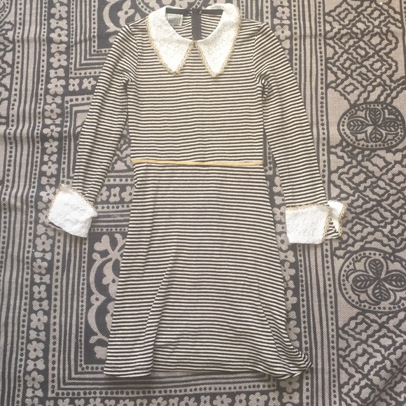 Collared stripe dress by Dainty June - Picture 1 of 4